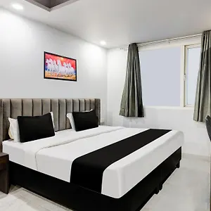 Hotel Super Collection O Shalimar Bagh, Delhi (National Capital Territory of India)