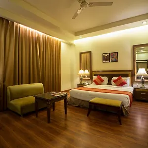 Hotel Picasso Paschim Vihar - Couple Friendly Local Ids Accepted, Delhi (National Capital Territory of India)